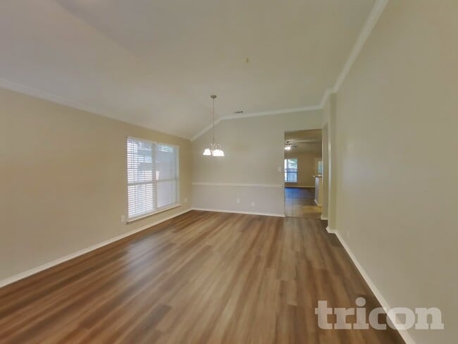 834 San Jacinto Dr in Grand Prairie, TX - Building Photo - Building Photo