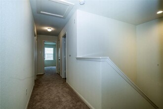 212 Autumn Berry Ln in Brookshire, TX - Foto de edificio - Building Photo