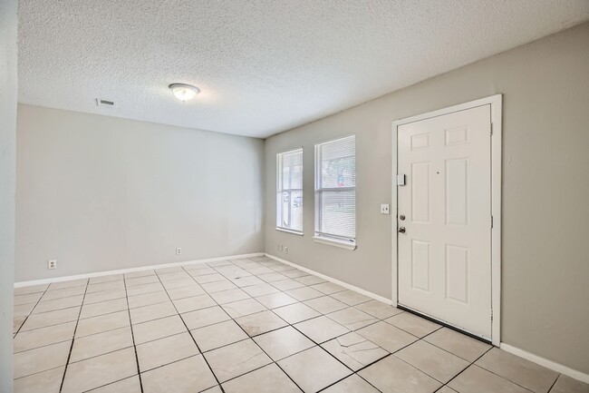 1102 Jefferson St, Unit B in McKinney, TX - Building Photo - Building Photo