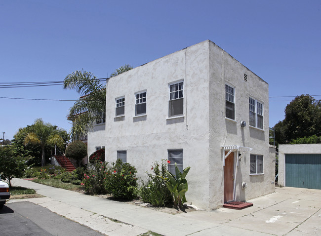 1702-1708 Madison Ave in San Diego, CA - Building Photo - Building Photo