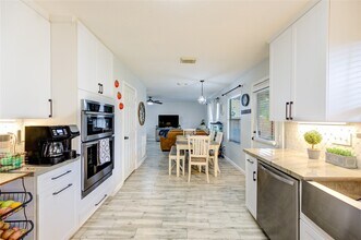 21018 Fox Walk Trail in Humble, TX - Building Photo - Building Photo