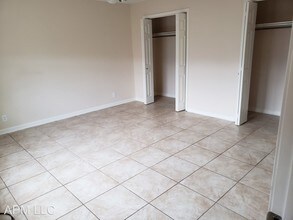 300 Woodale Dr in Monroe, LA - Building Photo - Building Photo