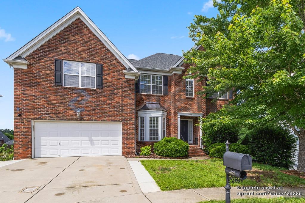 8029 Leonine Ct in Charlotte, NC - Building Photo