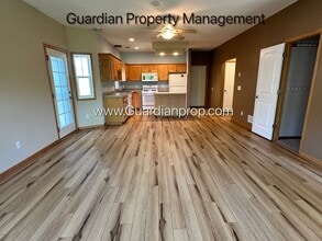 2907 86th Ln N in Brooklyn Park, MN - Building Photo - Building Photo