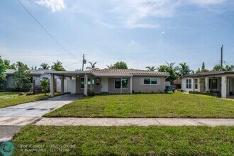 4800 NE 4th Ave in Fort Lauderdale, FL - Building Photo - Building Photo