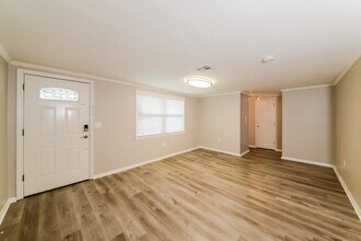 5009 Silk Oak Dr in Sarasota, FL - Building Photo - Building Photo