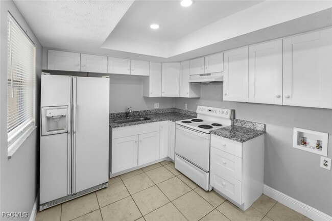 property at 2935 SE 15th Pl