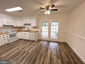 255 Farrell Ln in Fredericksburg, VA - Building Photo - Building Photo