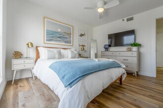 1551 First St in Jacksonville Beach, FL - Building Photo - Building Photo