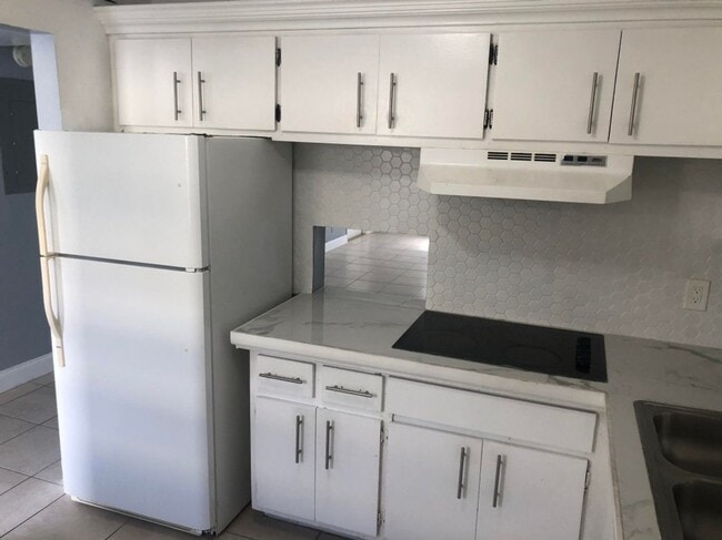 4500 N Flagler Dr in West Palm Beach, FL - Building Photo - Building Photo