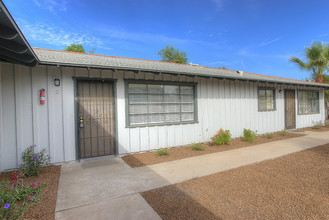 825-835 E Marlette Ave in Phoenix, AZ - Building Photo - Building Photo