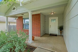 6003 Wideleaf Dr in Austin, TX - Building Photo - Building Photo