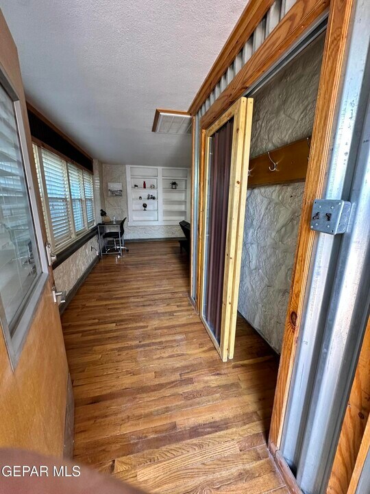 226 Buena Vista St in El Paso, TX - Building Photo