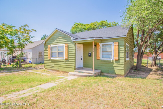 property at 1408 24th St