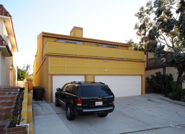 34096 Alcazar Dr in Dana Point, CA - Foto de edificio - Building Photo