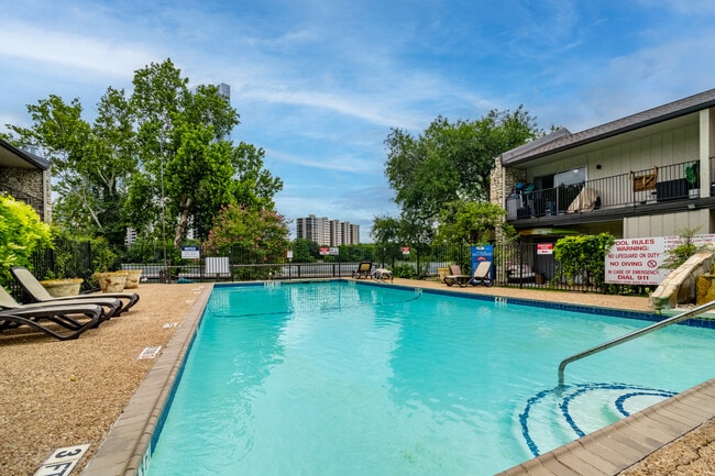 property at 500 E Riverside Dr
