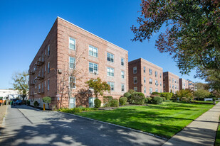 Smith St. Gardens Apartments