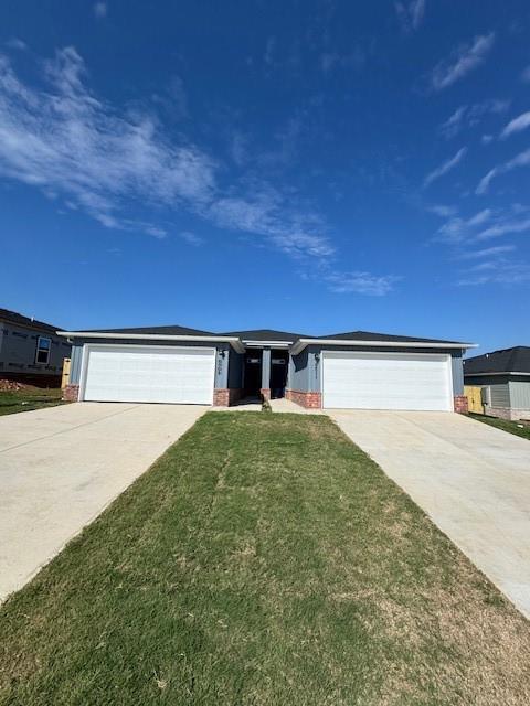 6509 NW Gregory St in Bentonville, AR - Building Photo