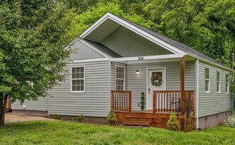 204 N Bellemeade Ave in Knoxville, TN - Building Photo