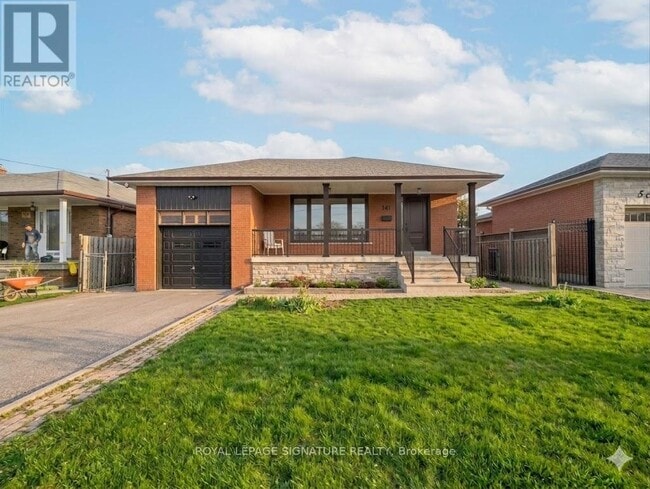 property at 10 Stella St