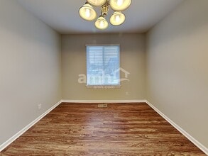 21748 W Knollwood Dr in Plainfield, IL - Building Photo - Building Photo