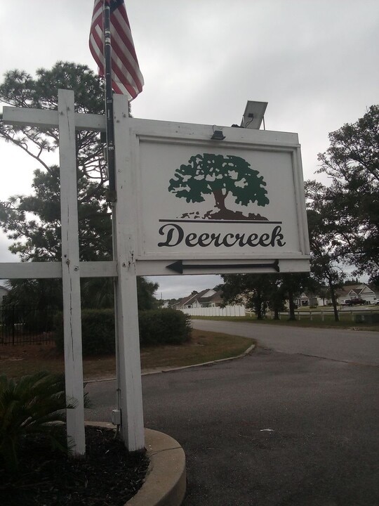 1400 Deer Creek Rd in Surfside Beach, SC - Building Photo