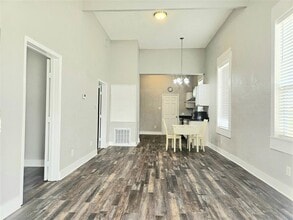 901 28th St in Galveston, TX - Building Photo - Building Photo