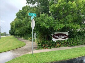 865 10th Dr in Vero Beach, FL - Building Photo - Building Photo