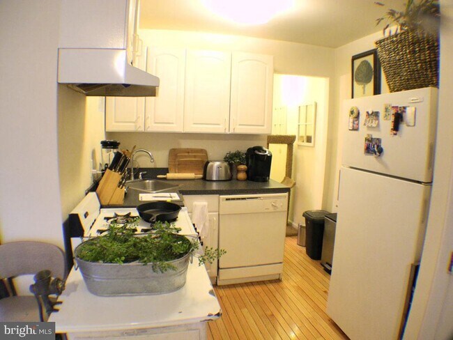 620 S 3rd St in Philadelphia, PA - Building Photo - Building Photo