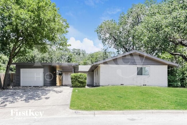 property at 3105 Santa Fe Trail