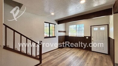 6078 Spruce St in Wrightwood, CA - Building Photo - Building Photo