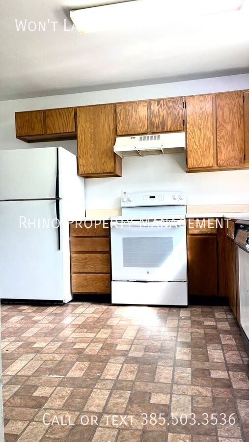 453 N 1465 W in Salt Lake City, UT - Building Photo - Building Photo
