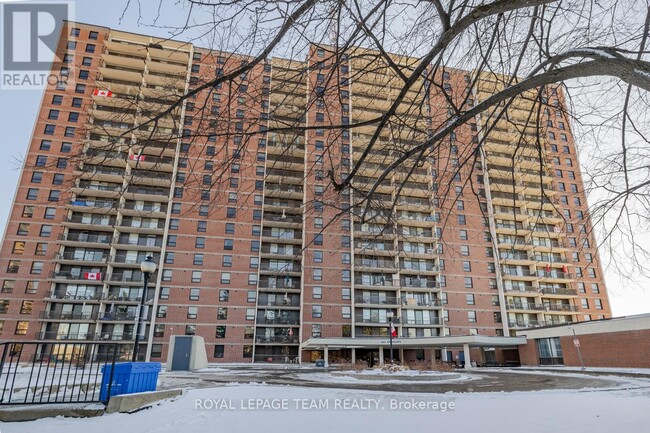 665-665 Bathgate Dr