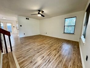 2058 Owasso St in Fort Worth, TX - Building Photo - Building Photo