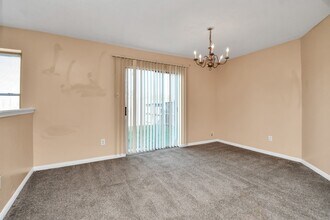 8914 Pecan Pl Dr in Houston, TX - Building Photo - Building Photo