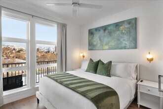 320 N 490 W in Salt Lake City, UT - Building Photo - Building Photo