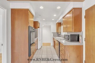 4930 Bonniemae Way in Sacramento, CA - Building Photo - Building Photo