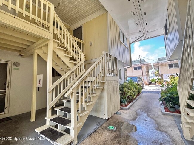 419 Ocean Ave in Melbourne Beach, FL - Building Photo - Building Photo