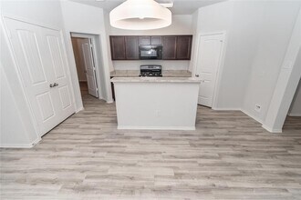 2735 Madison Ct in Conroe, TX - Building Photo - Building Photo