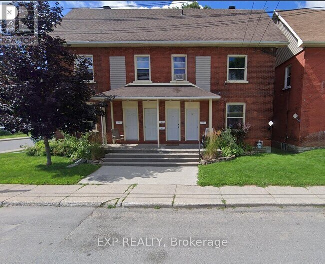 72 Victoria Ave