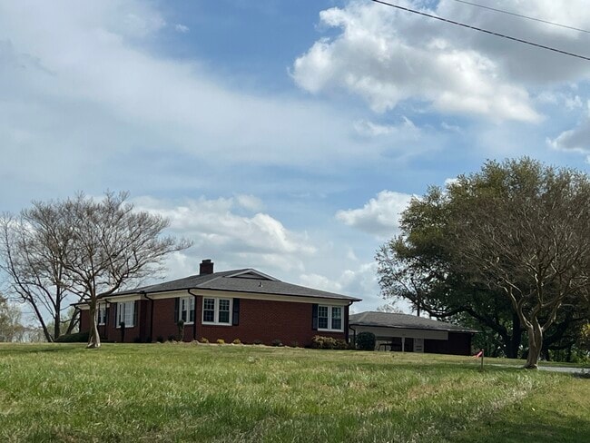 property at 8621 Overcash Rd