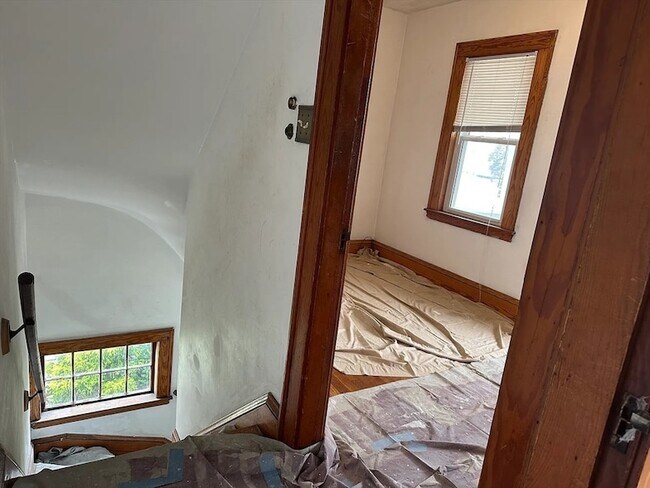 74-76 Governor St, Unit 2 in Somerville, MA - Building Photo - Building Photo
