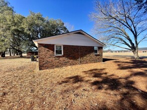 30 Lummie Dr in Lumberton, NC - Building Photo - Building Photo