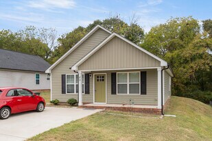 40 Sunderland Rd SW in Concord, NC - Building Photo