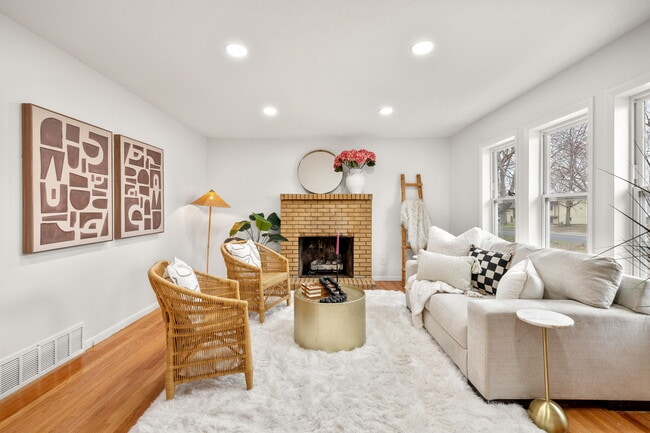 709 SW 7 St in Lee's Summit, MO - Building Photo - Building Photo