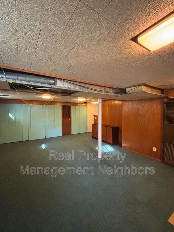 3466 McCracken St in Norton Shores, MI - Building Photo - Building Photo