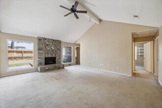 16330 Leamington Ln in Houston, TX - Building Photo - Building Photo