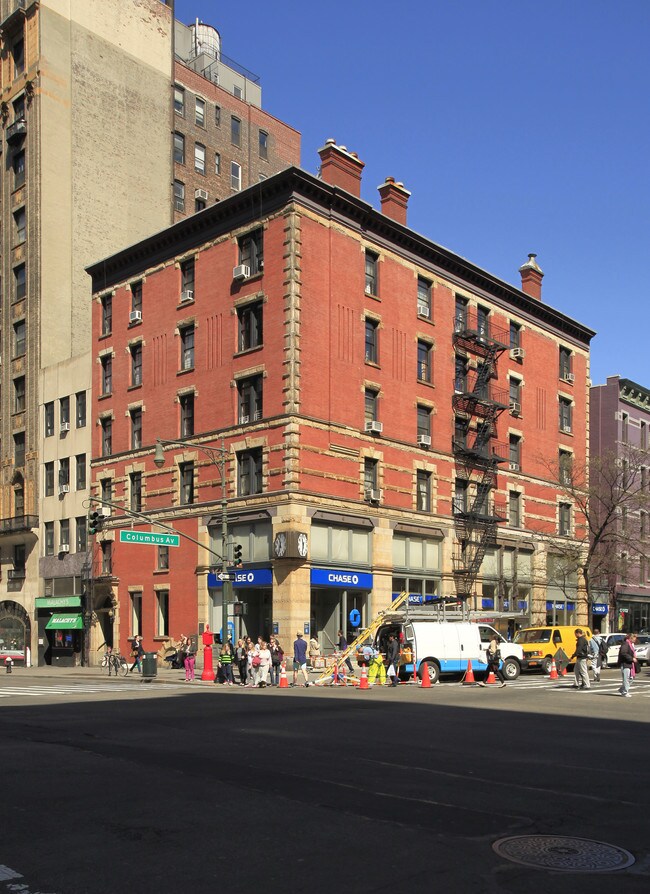 101 W 72nd St