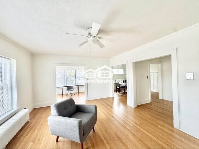 property at 3612 Ingersoll Ave