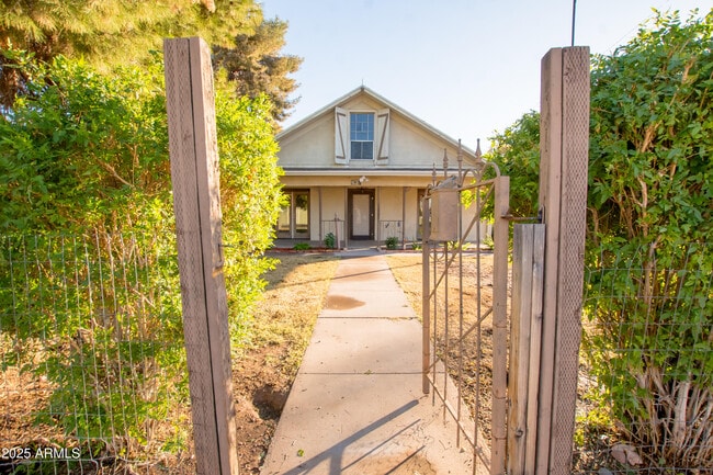 937 E 6th Ave in Mesa, AZ - Building Photo - Building Photo